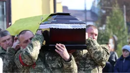Загинув біля Часового Яру: у Луцьку попрощалися із Героєм Вадимом Мохначем