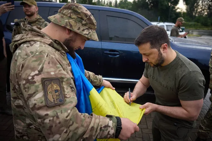 Зеленський був на фронті і розповів про просування на всіх напрямках (фото, вдіео)
