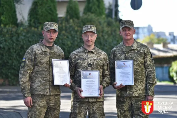 У Луцьку захисникам вручили державні нагороди та відзнаки міського голови (фото)