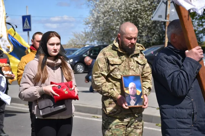 На Волині в останню путь провели Героя Миколу Гаця (фото)