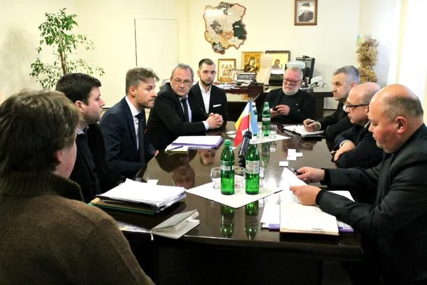 Поляки розповіли про плани щодо костелу в Олиці 