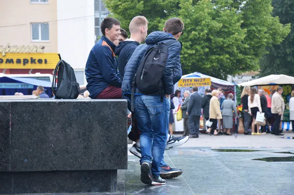 Торгівля по-волинськи: у центрі Луцька – святковий ярмарок (фото)