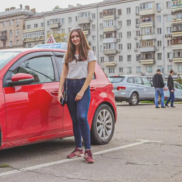Скільки триває навчання в автошколі?*