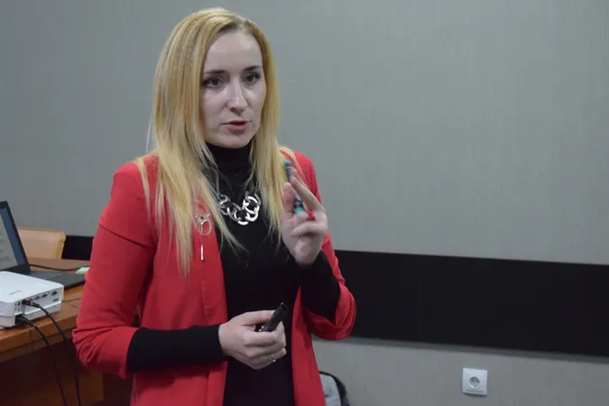 Волинські активісти та посадовці вчилися, що робити у випадку комунікаційної кризи (фото)