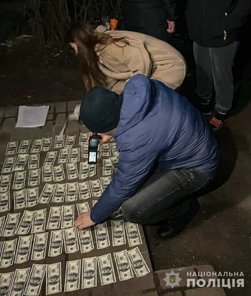 Лучанин організував виїзд ухилянтів за кордон в рейсових автобусах (фото)