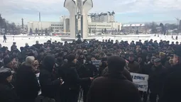 Біля Волинської ОДА – мітинг (фото) 