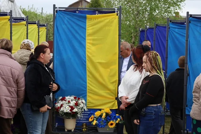Назавжди в строю: у Вишнівській громаді відкрили Алею пам’яті Героїв