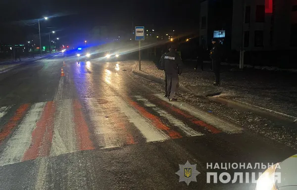У Ковелі на пішохідному переході автомобіль збив 41-річного чоловіка. Він помер (фото)