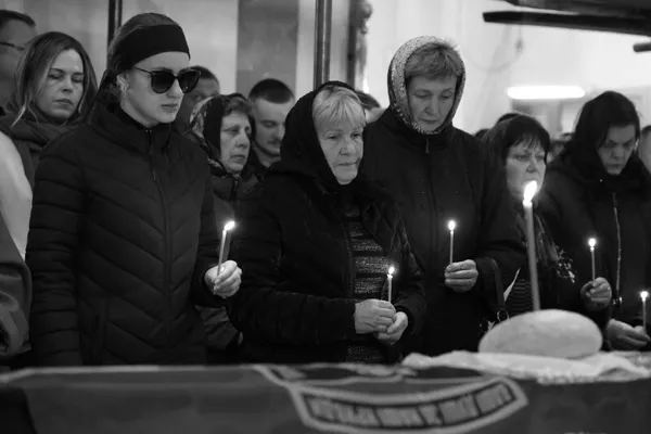 У Луцьку попрощалися із загиблим захисником Андрієм Головачовим (фото)
