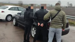 «В следующий раз предупреждать не будем»: у Луцьку підпалили квартиру тероборонівця (фото, відео)