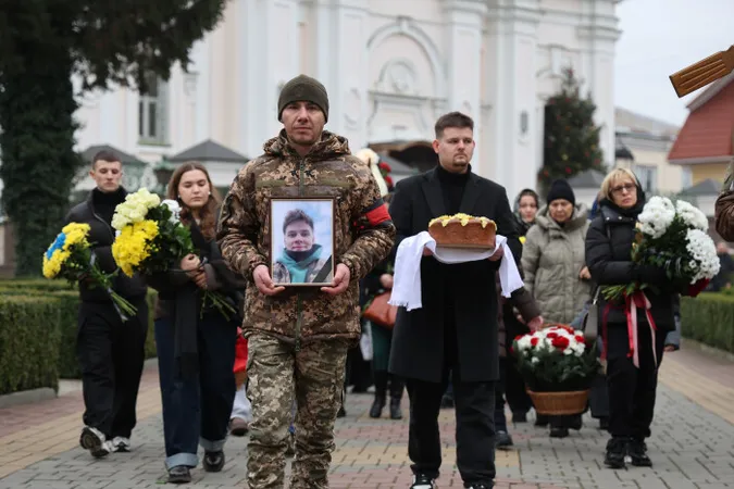 У Луцьку попрощалися з молодим Героєм Михайлом Трофимуком (фото)