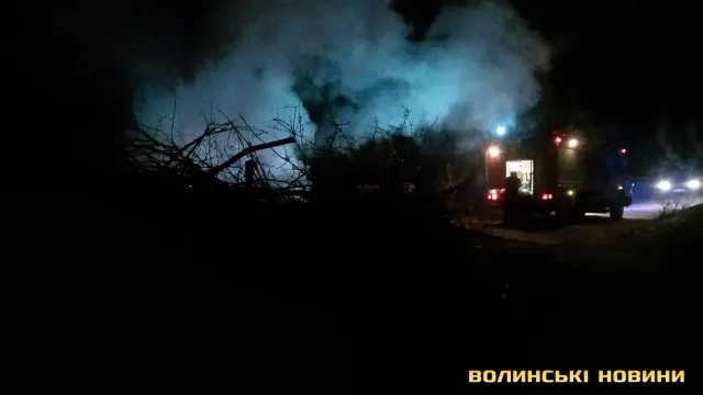 У Луцьку через недбалість спалахнуло дві пожежі