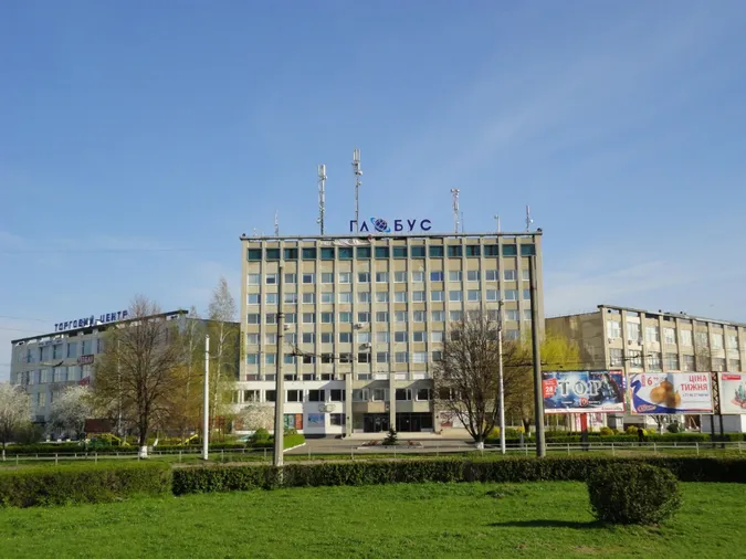 У Луцьку бізнесмени судяться за приміщення в «Глобусі»