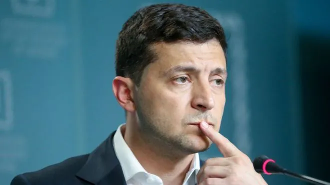 Рейтинг президента Зеленського почав падати