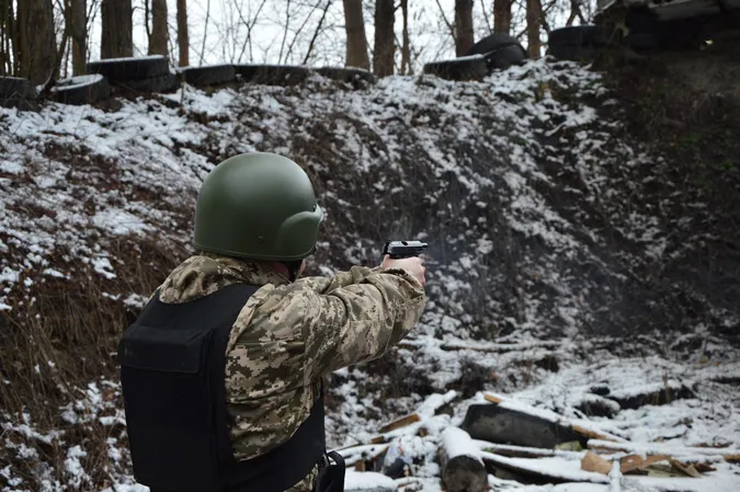 «Усі готові бити ворога»: як на Волині тренуються бійці бригади «Лють» (фото, відео)