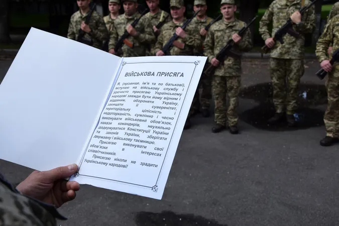 У Луцьку рекрути-прикордонники склали військову присягу (фото)