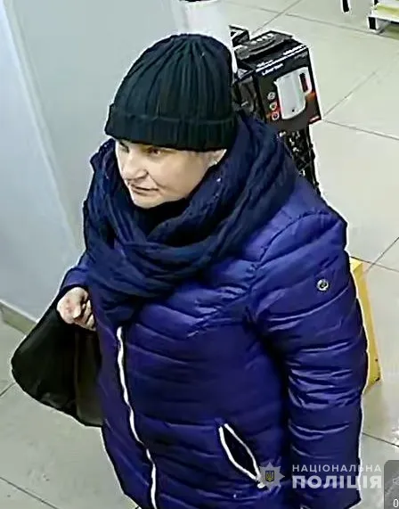 Злодійки: встановлюють особи жінок, причетних до крадіжок у Луцьку (фото)