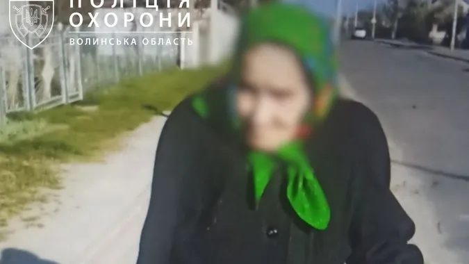 Шукала сина і заблукала: на Волині поліція допомогла дезорієнтованій бабусі