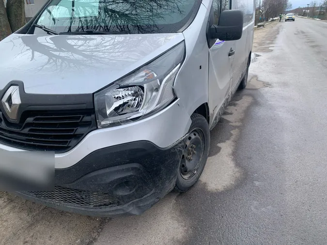 На Волині бус збив 10-річного хлопчика, дитина – у лікарні (фото)