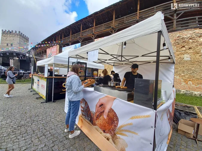 У Луцьку стартував фестиваль вуличної їжі Lutsk Food Fest (фоторепортаж)