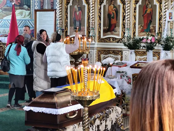На Волині в останню путь провели Героя Олександра Каленюка (фото)