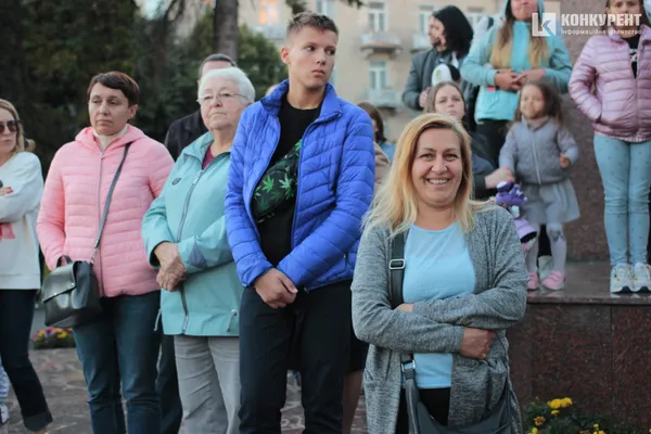 Як лучани відривалися на концерті до Дня міста (фото)