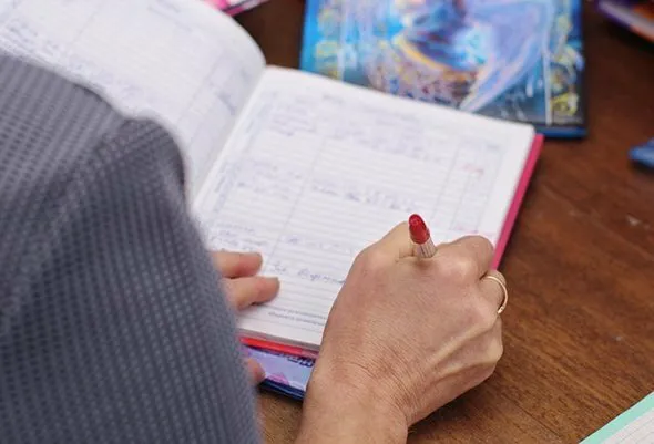 Хоч хмаринки: школам можуть дозволити впроваджувати власну систему оцінювання