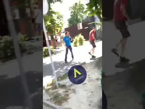 MMA по-волинськи: у Луцьку чоловіки влаштували «махач» посеред вулиці (відео)