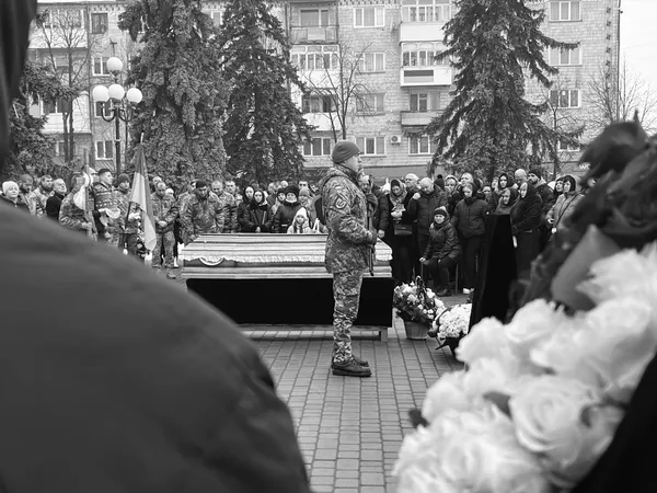 У Ковелі попрощались з  командиром аеромобільного взводу Владиславом  Романюком
