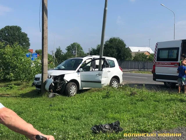 У ДТП під Луцьком постраждали діти (фото)