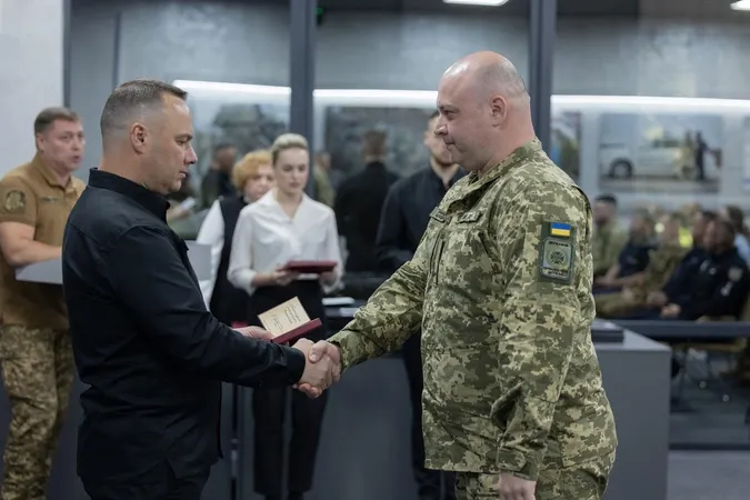 Двом прикрдонникам з Луцької громади Міністр внутрішніх справ України вручив державні нагороди (фото)