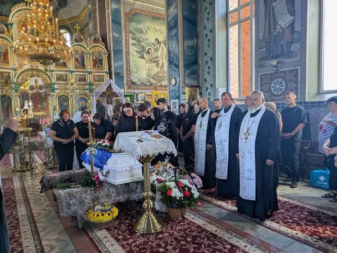 На Волині попрощалися з воїном Миколою Кузнєчихіним