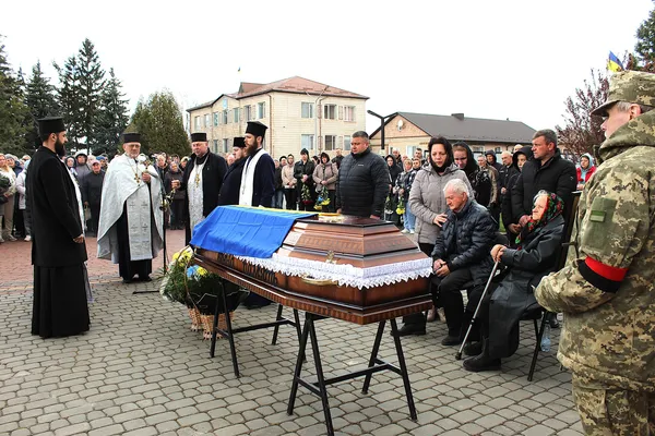 На Волині в останній земний шлях провели захисника Андрія Климюка (фото)