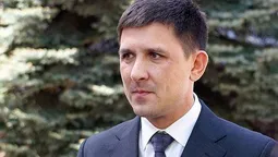 У Луцьку слідчого-хабарника  посадили під  домашній арешт (фото, відео)