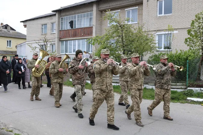 На Волині попрощалися з Героєм Іваном Василюком (фото)