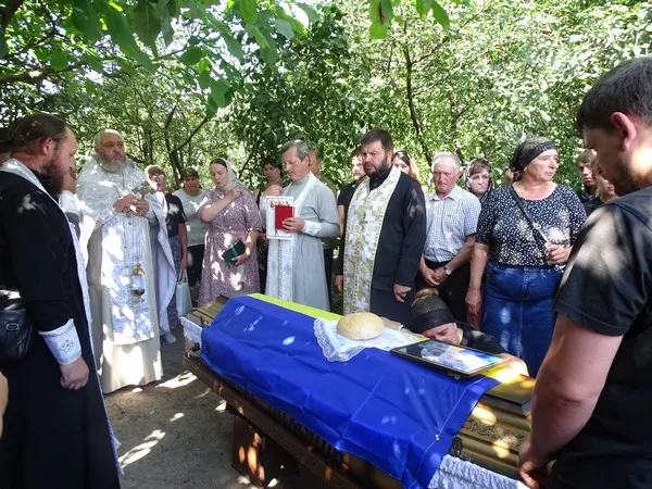 Після року пошуків додому на Волинь назавжди повернувся воїн Володимир Мороз (фото)