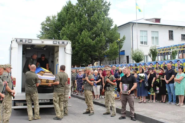 Був вогнеборцем-добровольцем: на Волині попрощались із Олександром Камінським