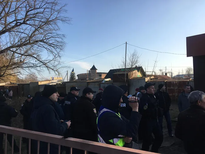 Демонтаж на Старому ринку в Луцьку: знову розгорівся конфлікт (фото)
