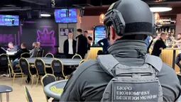 У Ківерцівській міськраді проводили слідчі дії: що шукали співробітники БЕБ (відео)