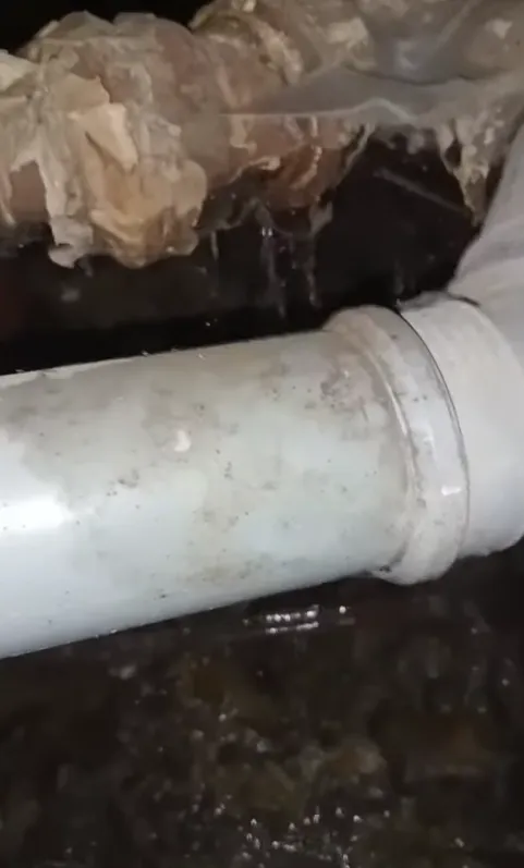 Понад 100 кубометрів води зникали щомісяця: що виявили у багатоповерхівці Ковеля (фото)
