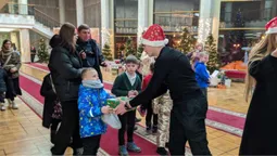 Для дітей військових у Луцьку влаштували казкове свято (фото)