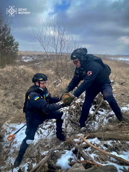 На Ковельщині у землі знайшли вісім мін (фото)