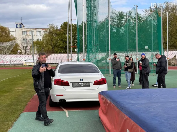 Луцькі інфлюенсери об'єдналися для мегазбору волинським військовим (фото)