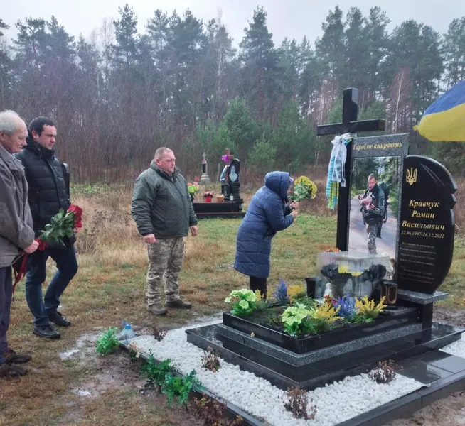На Волині рідним загиблого воїна вручили його почесний орден «Хрест Героя»