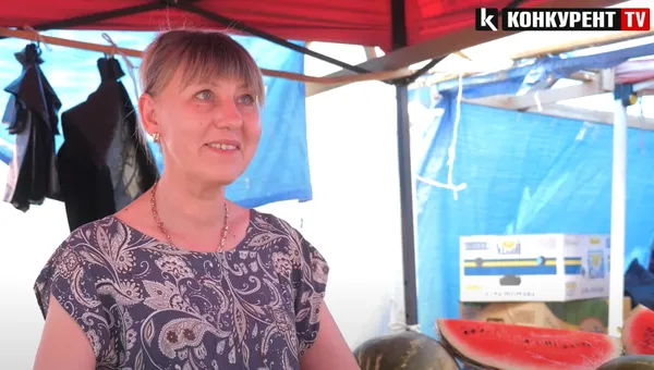 На ринках у Луцьку – шалені черги за продуктами: що там скуповують (відео)