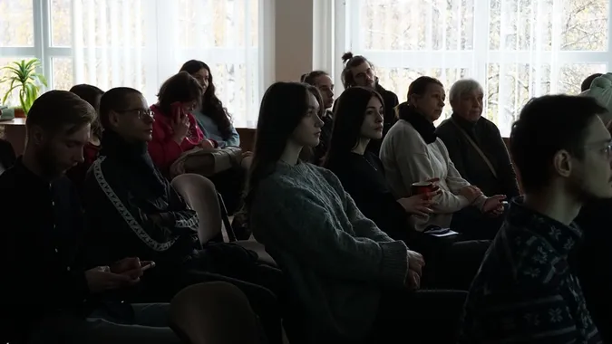 Доля дитячої залізниці: лучани з експертами дослідили локацію (фото)