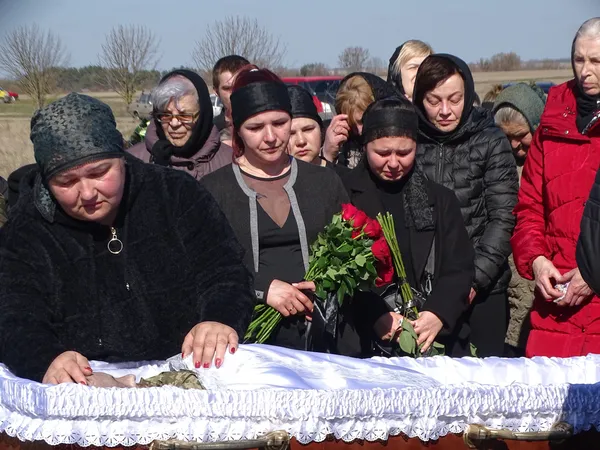 На Волині попрощалися із Героєм Андрієм Цюрою (фото)