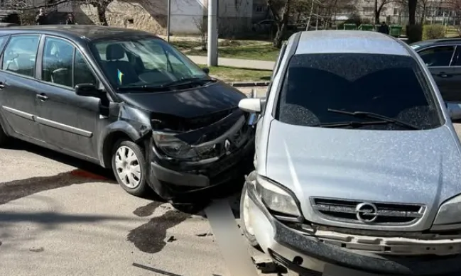 Бампери – ущент: у Луцьку сталася аварія через п'яного водія