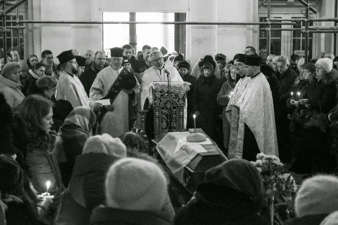 У Луцьку попрощалися із загиблим на Донеччині Мирославом Гузаром (фото)