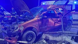 Серйозна аварія під Луцьком: рятувальники діставали водія із понівеченого авто